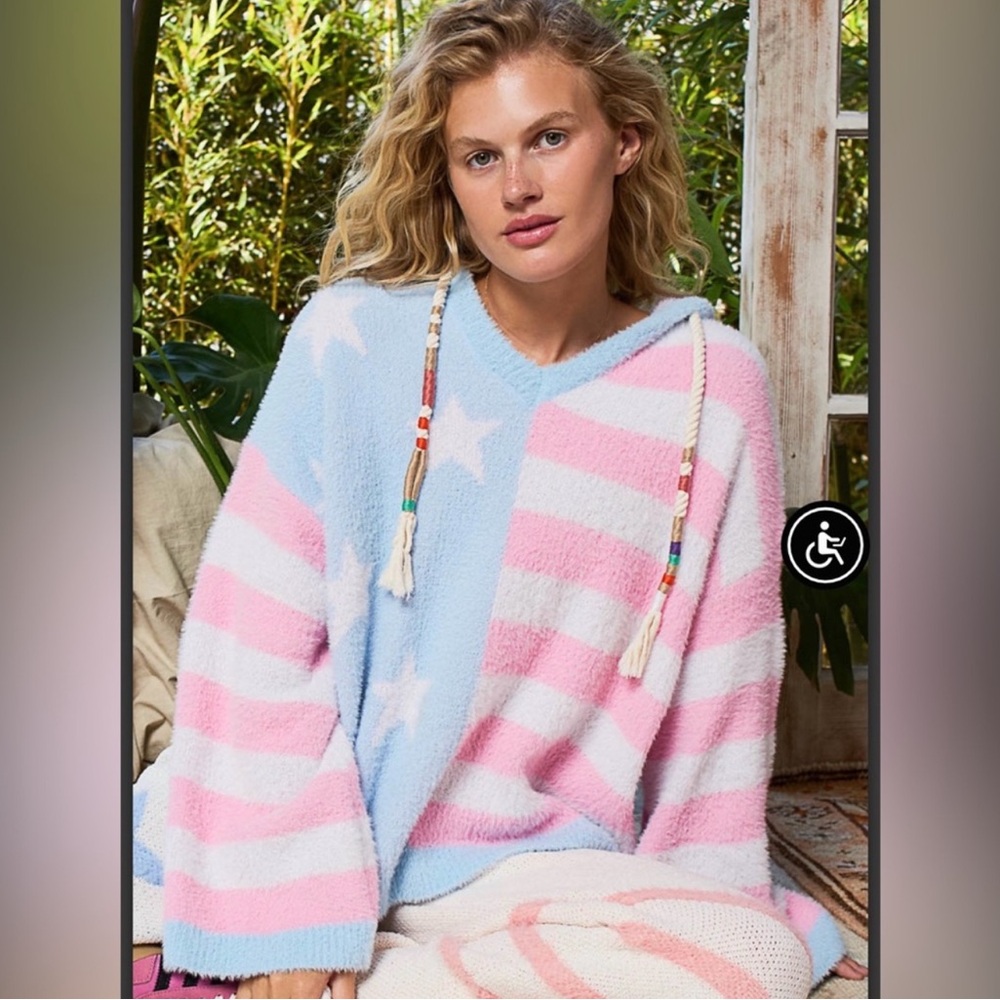 POL STRIPE STAR PINK AND BLUE OVERSIZED COZY HOODIE SIZE MEDIUM NWT - Picture 1 of 9